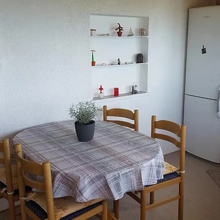 With A Parking Space Podstrana, Split - 5225 شقة *