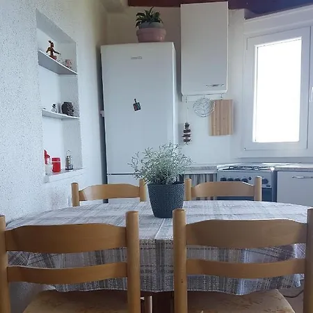 With A Parking Space Podstrana, Split - 5225 شقة
